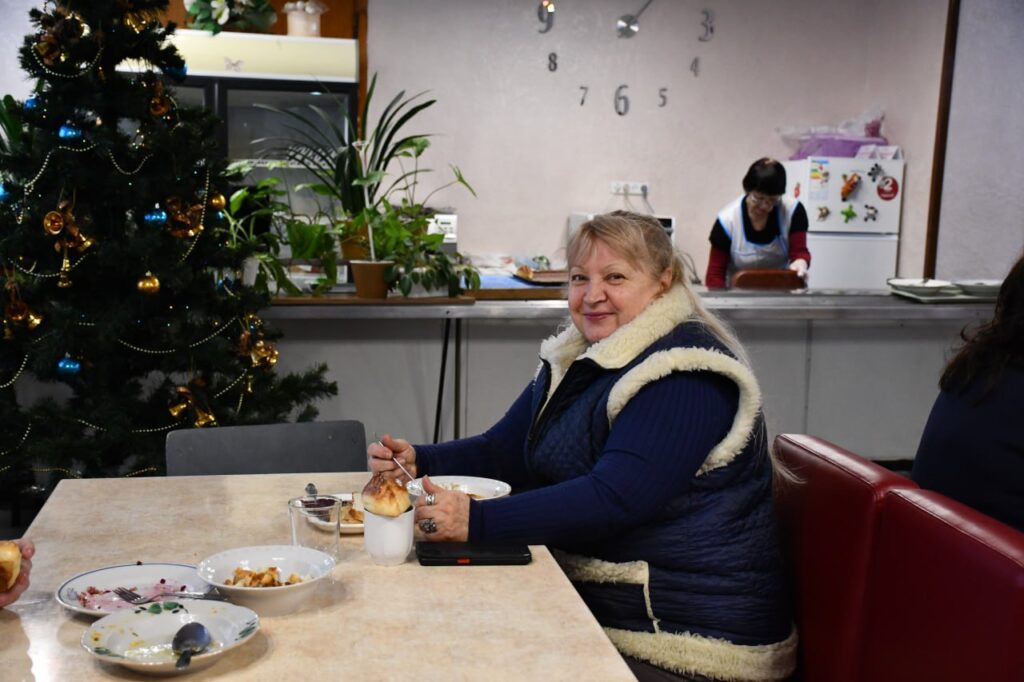Возможно, это изображение один или несколько человек
