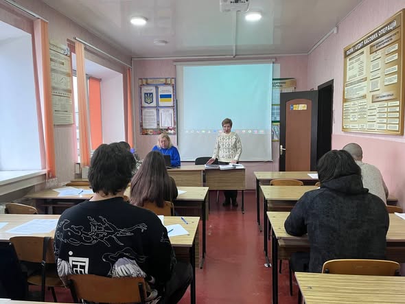 Наступний крок після фахового молодшого бакалавра — впевнено до вищої освіти!