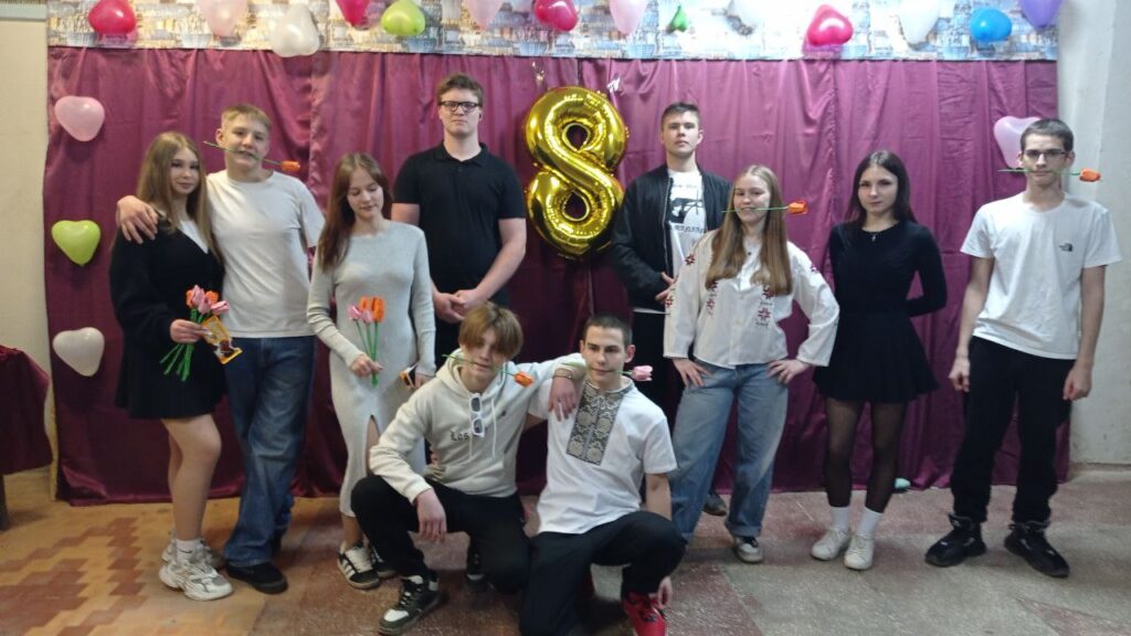 Возможно, это изображение один или несколько человек